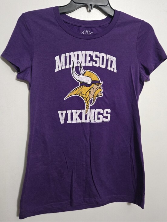 NFL Tops - NFL Minnesota Vikings shirt
